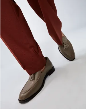 أدين
