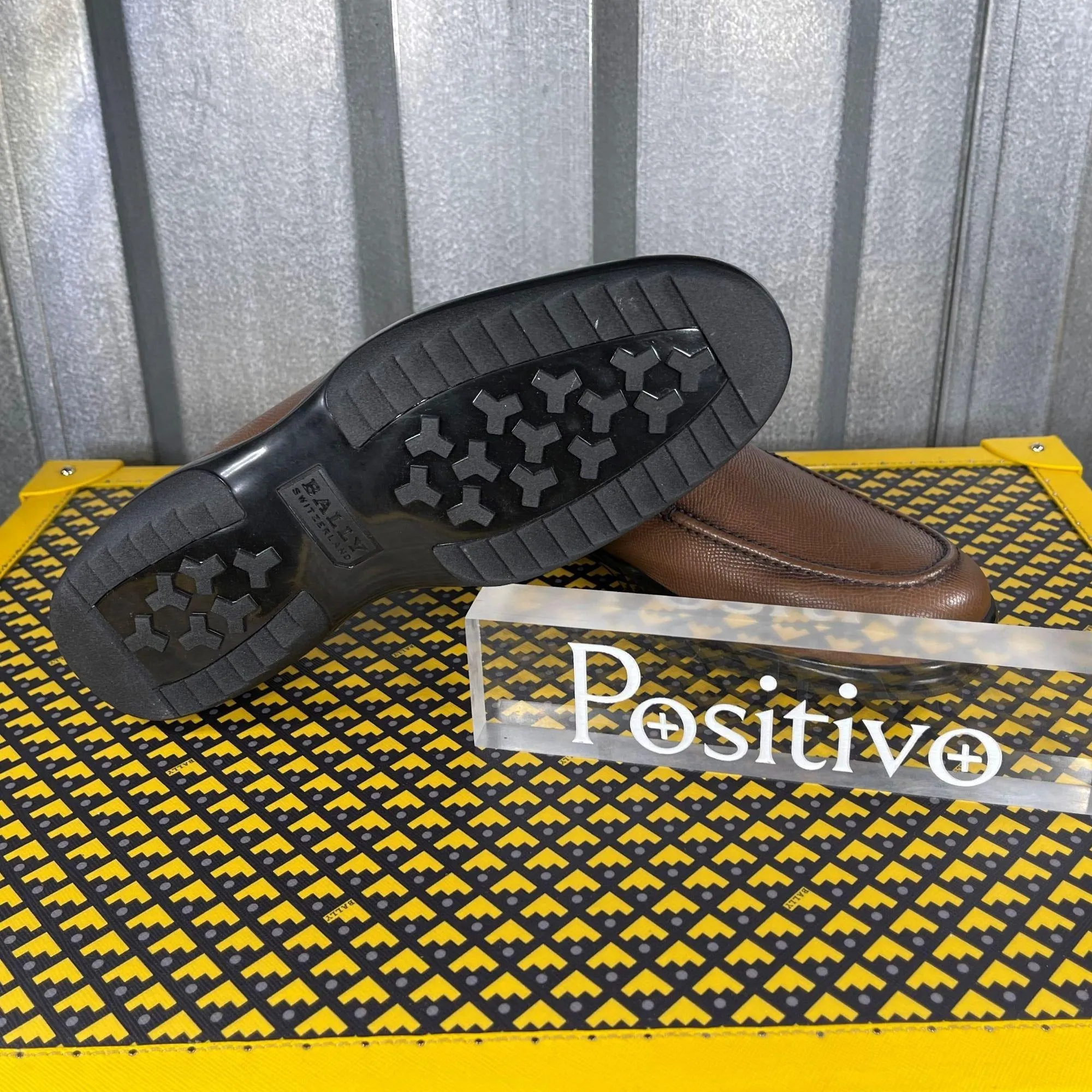 Bally Mils Coffee Leather Loafers w/ Defect