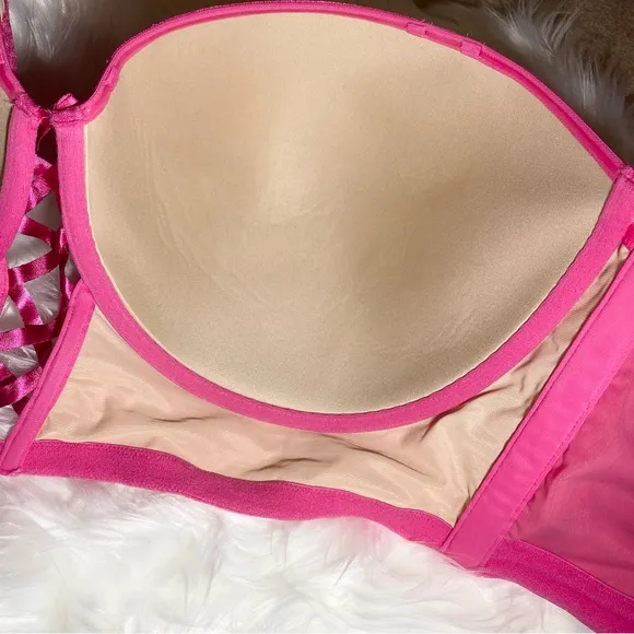 Cacique Lightly Lined Multi Way Strapless Bra NO STRAPS Size 42H