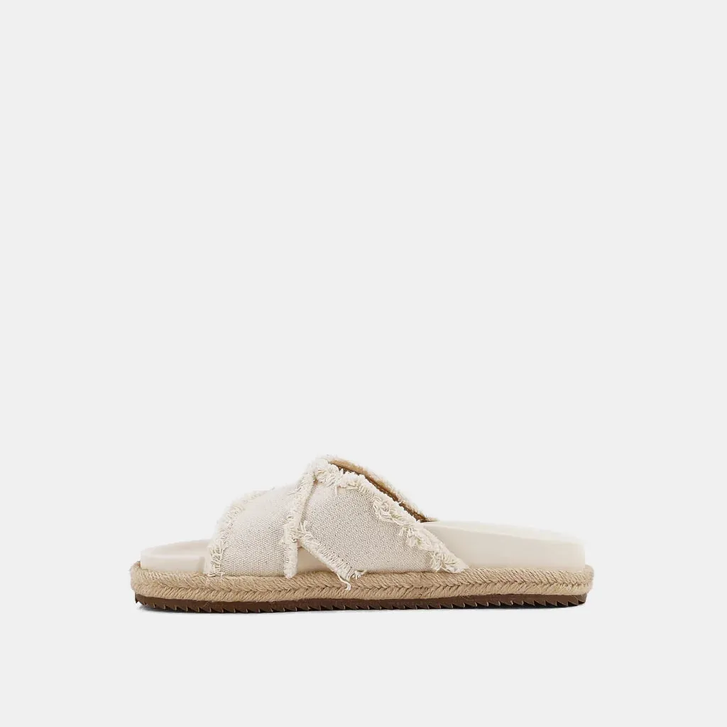 COURTNEY SANDALS