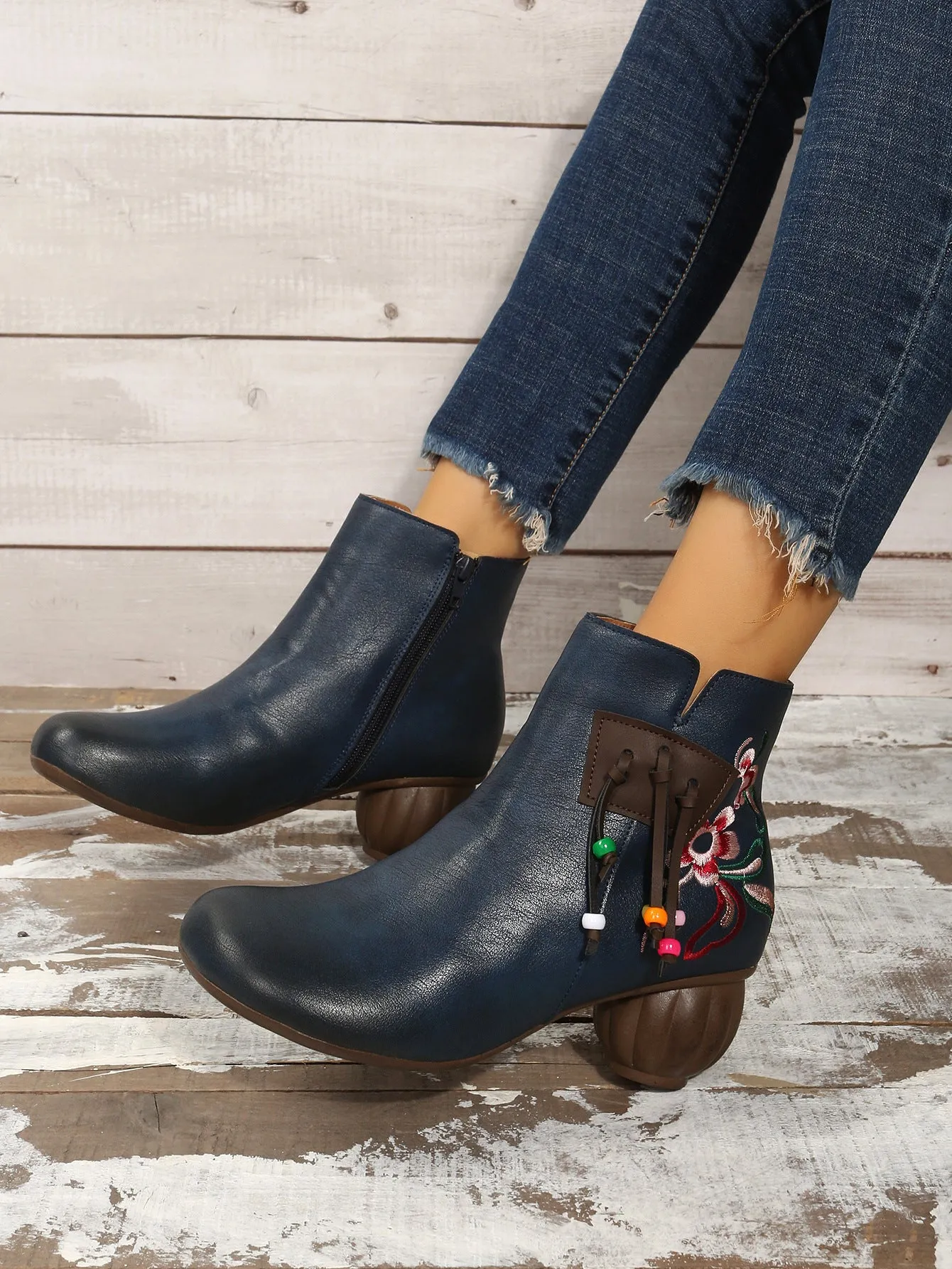 Creamtopmall Chunky Heel Side Zip Embroidered Fringe Martin Boots