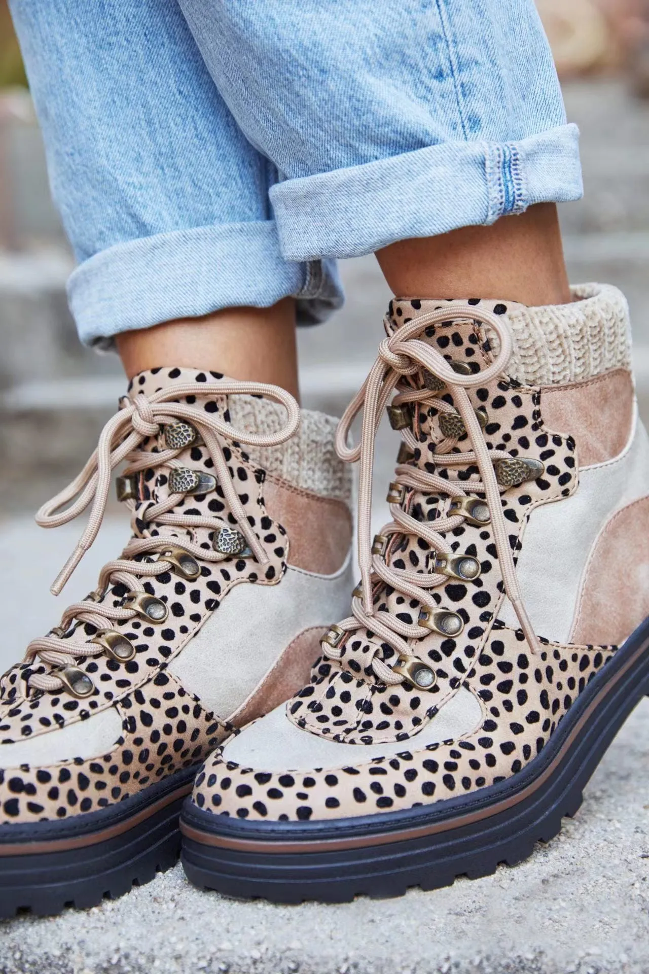 Creamtopmall Need You Now Leopard Booties
