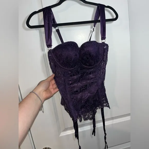 Dreamgirl Deep Purple Corset / Underwire Bra Lingerie with Lace Cut Outs Size 34