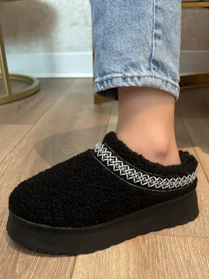 Embroidered Trim Platform Sherpa Boots - Black