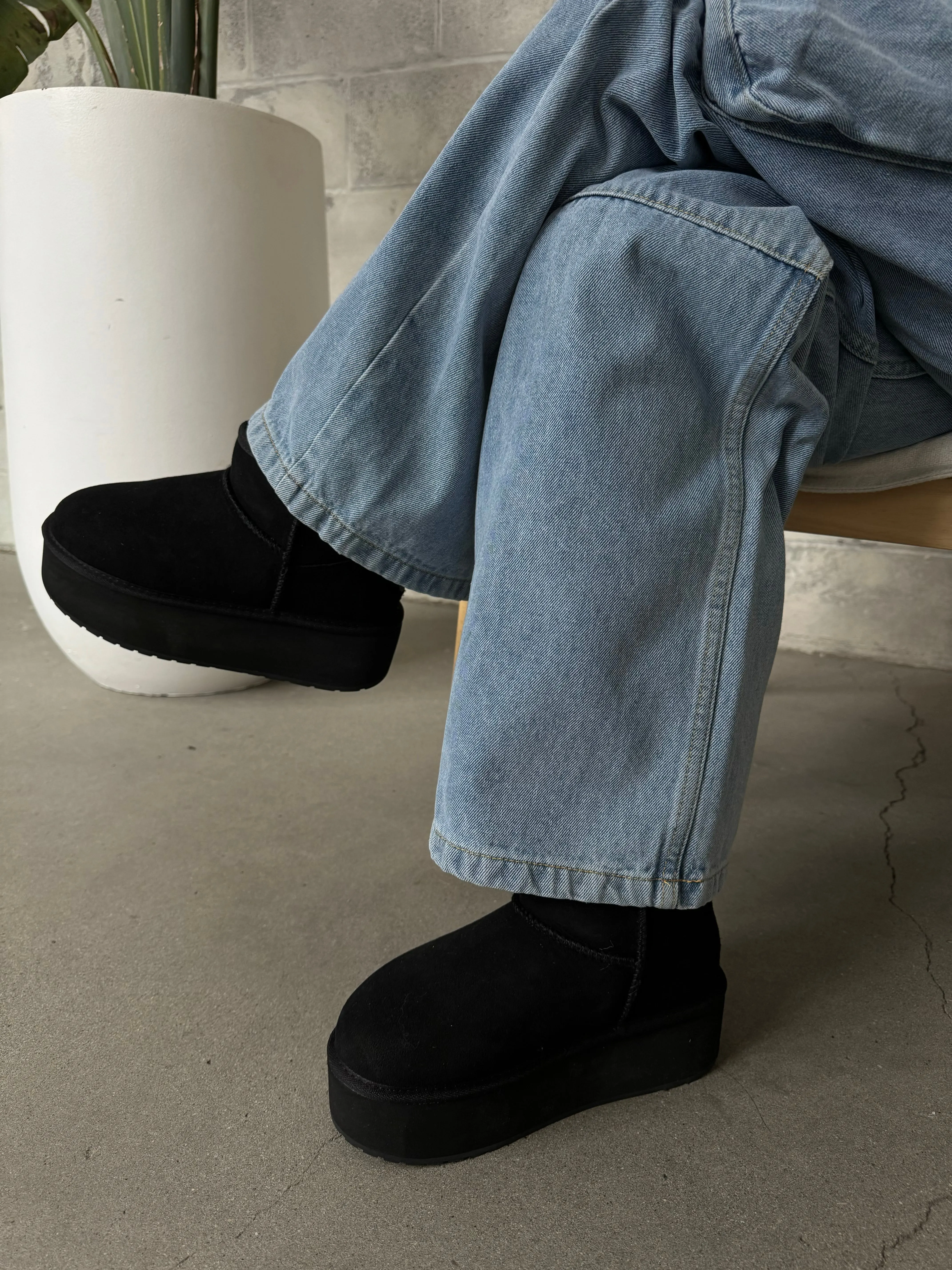 EMU Stinger Micro Flatform Boots