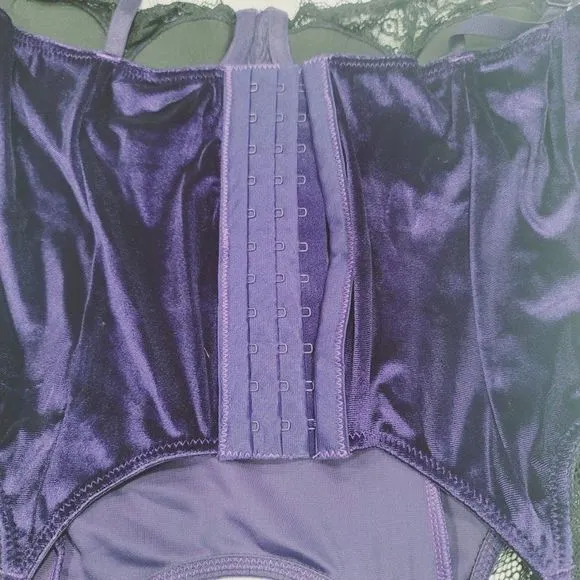 Fredericks of Hollywood Georgine Velvet And Lace Corset Lingerie Purple