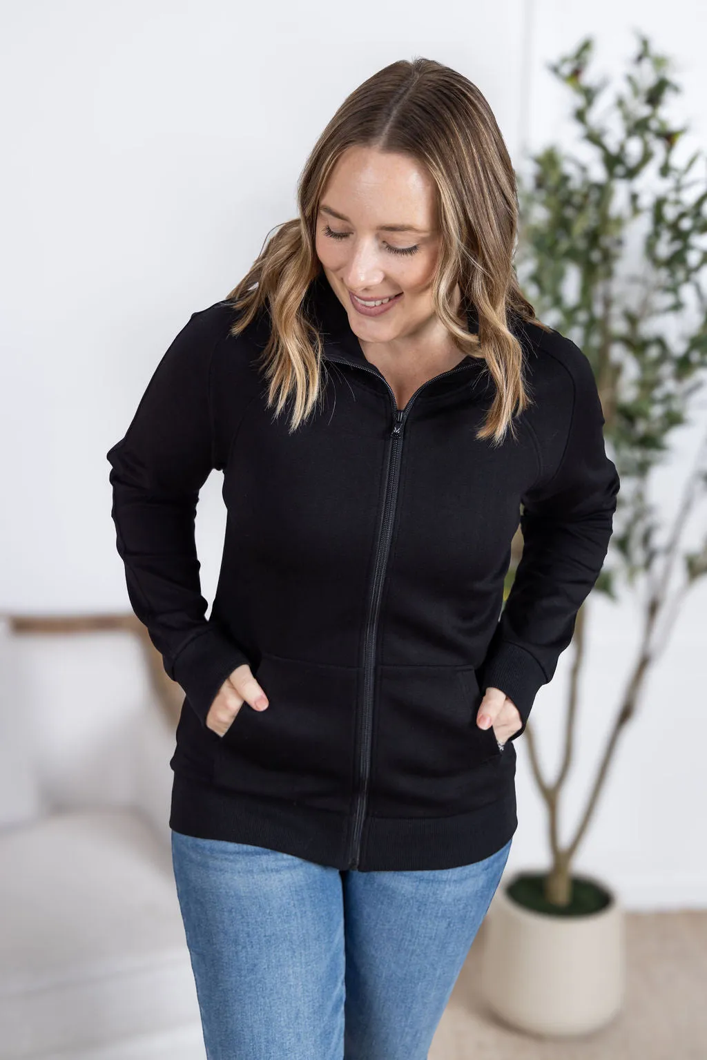 IN PRODUCTION Scuba FullZip Hoodie - Black