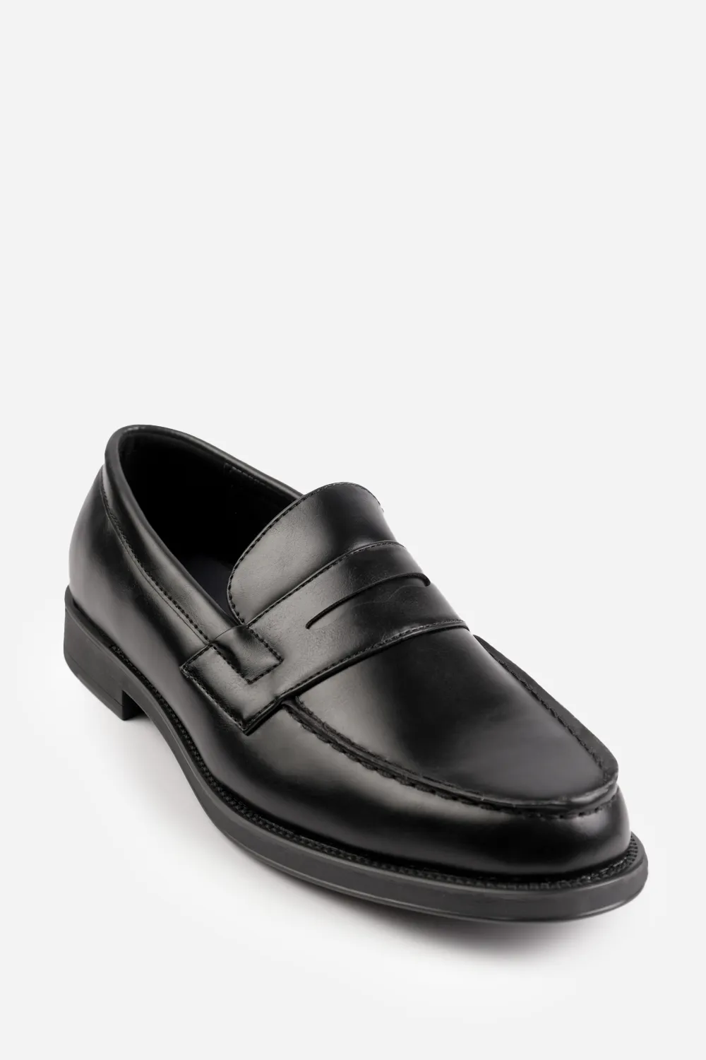 JAMES SLIP ON LOAFERS IN BLACK