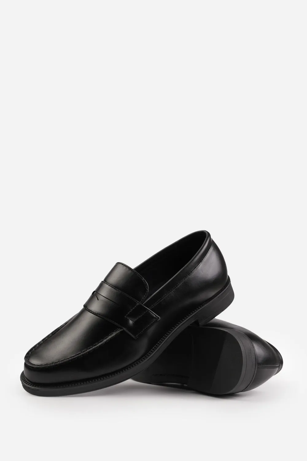 JAMES SLIP ON LOAFERS IN BLACK