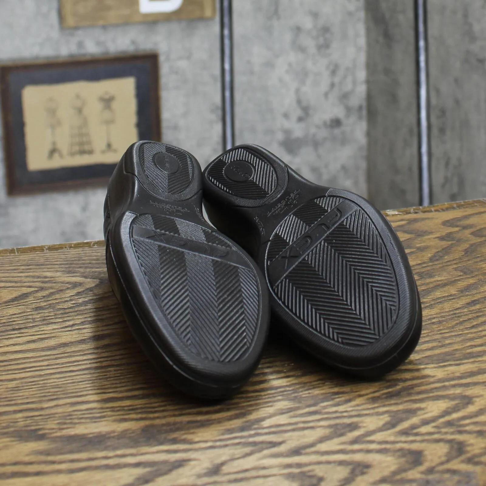 Lifestride Women's Isabelle Slip-on Loafers E3472S3 Black 6M