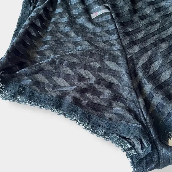 Lily of France Lingerie Romper Vintage 70s Neglige Black Sheer Pet 0/2 USA Made