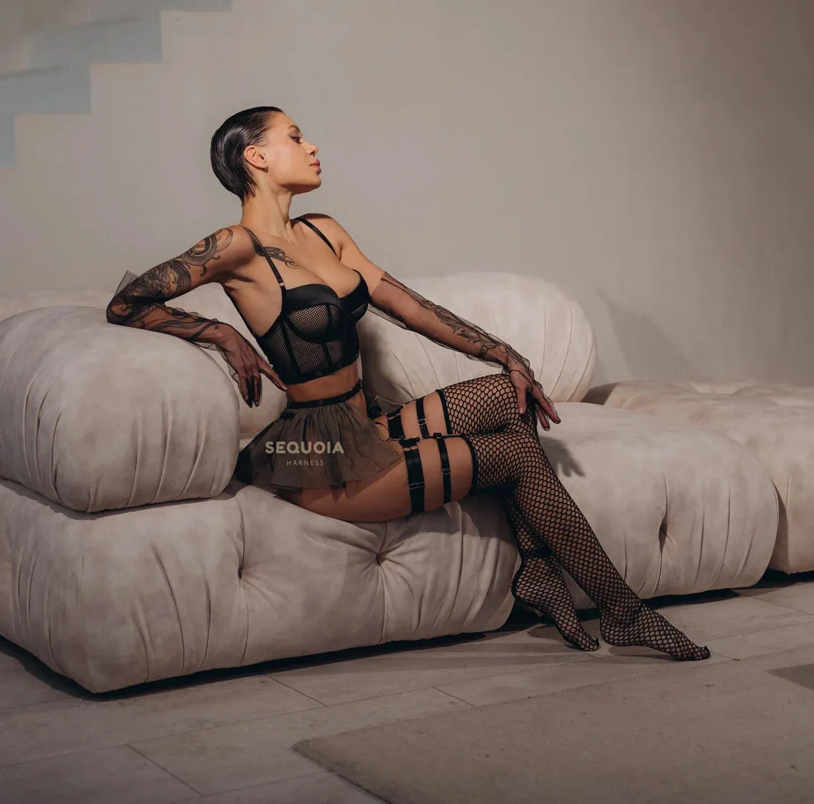 Lingerie set "Femina" with mesh chiffon long gloves