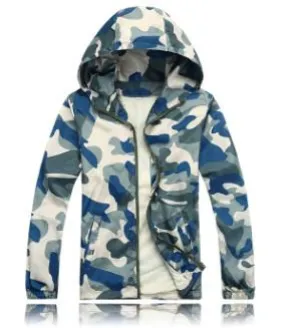 Men's Camouflage Jacket With Hoodie