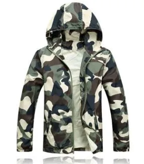 Men's Camouflage Jacket With Hoodie