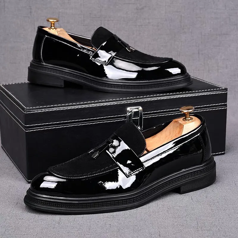 Mukhethwas Loafers