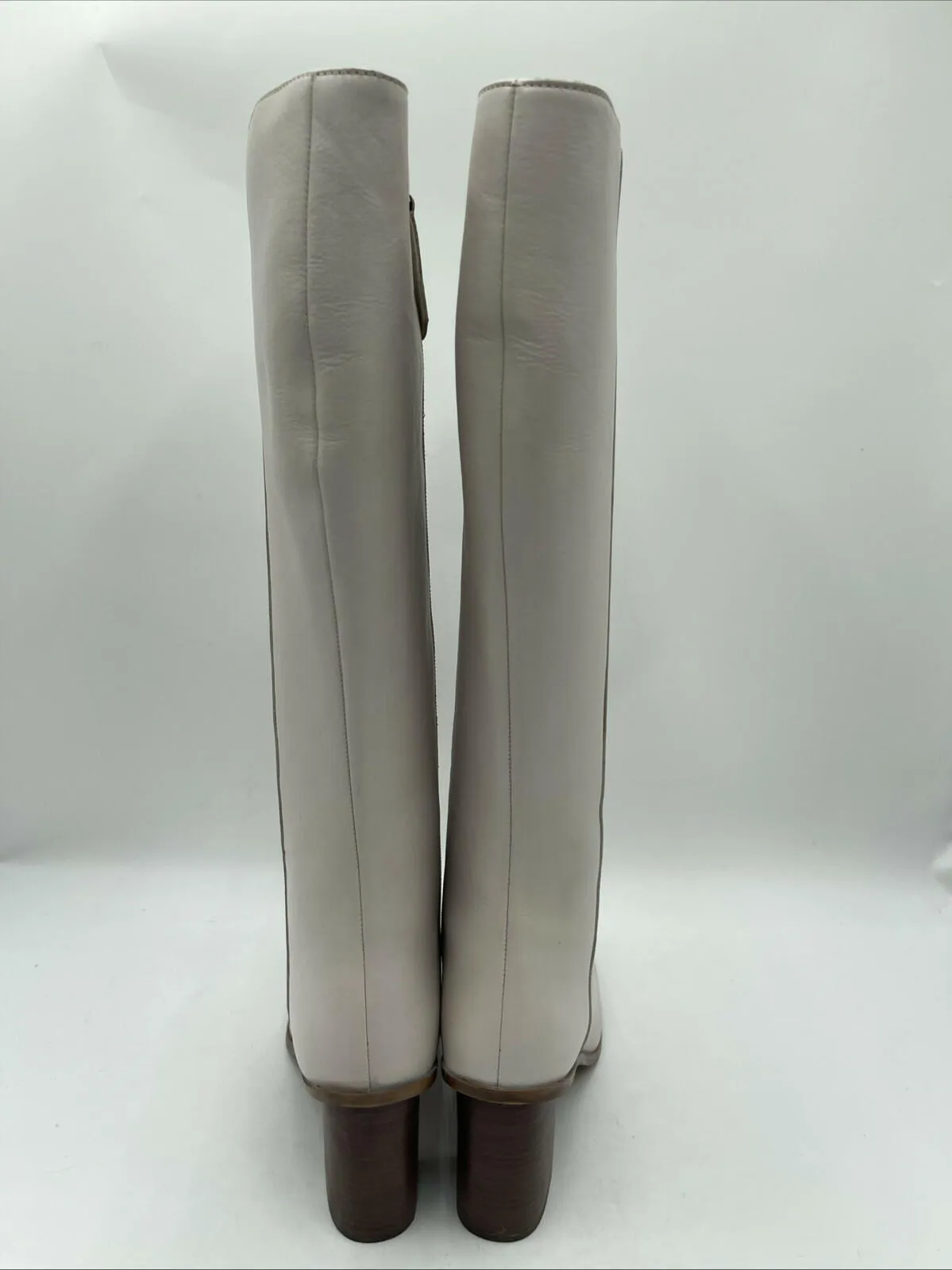 NWB Journee Collection Women's Tamori Knee High Boots White Size 10WC