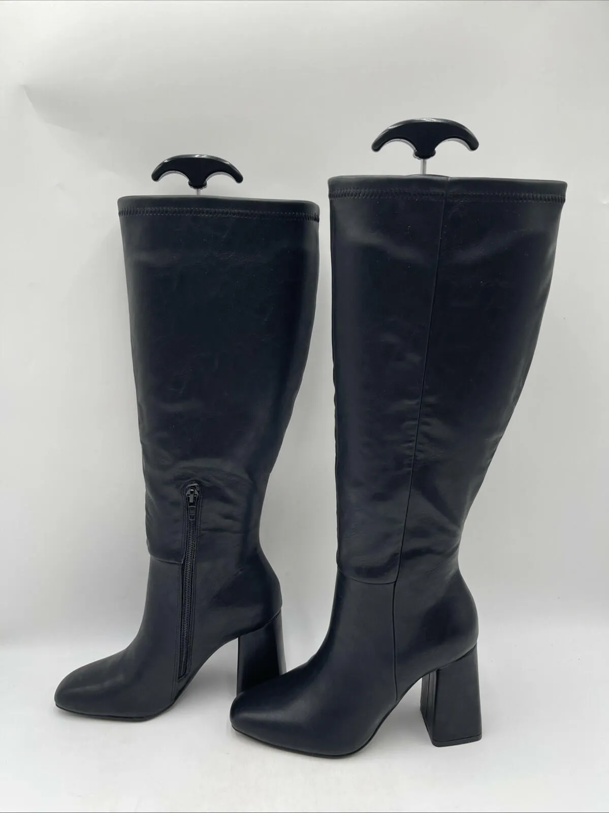 NWB Women’s Madden Girl Wesley Boots Black Size 5.5.M-WC