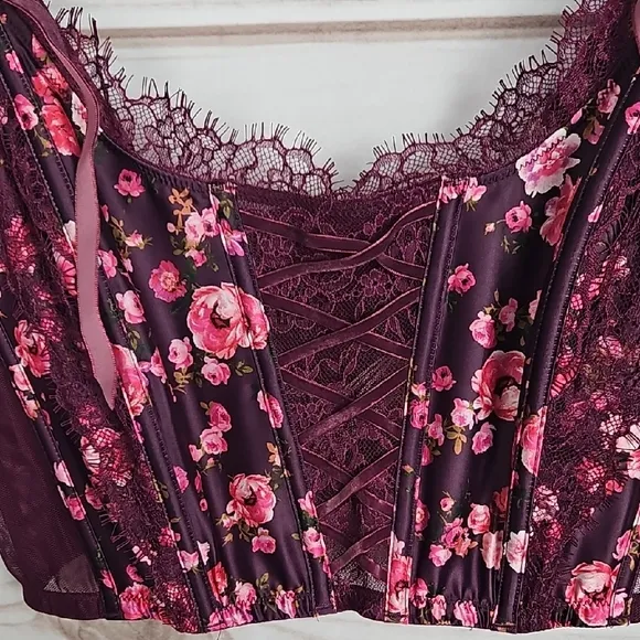 NWT Victoria's Secret Dream Angels Floral Bustier Unlined Bra Top in Burgundy
