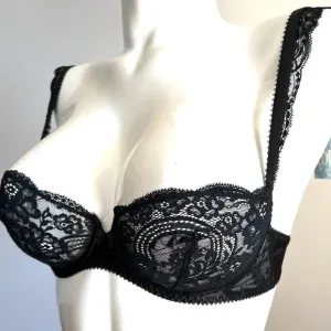 NWT Vintage Lou Bra from Paris France! Chantilly Lace With Bows Black 34B &amp; 34C