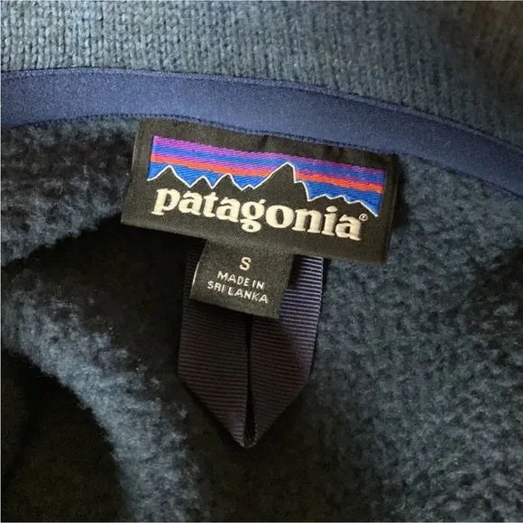 Patagonia Better Sweater peacoat Size Small Blue