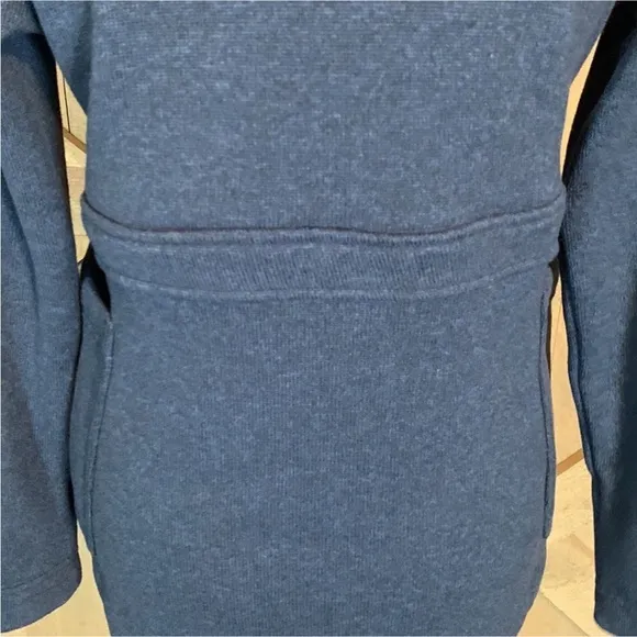 Patagonia Better Sweater peacoat Size Small Blue