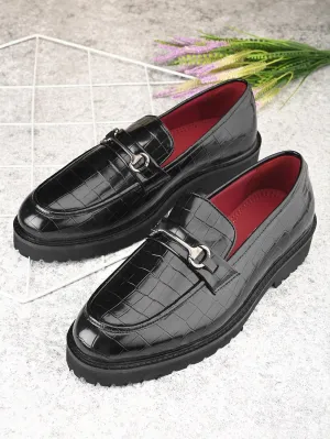 Romano Black Textured Loafers