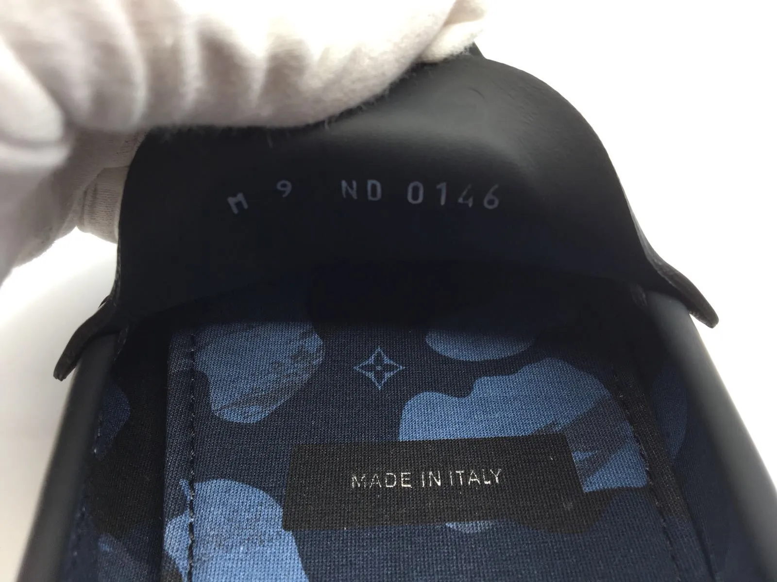 Shade Car Shoe