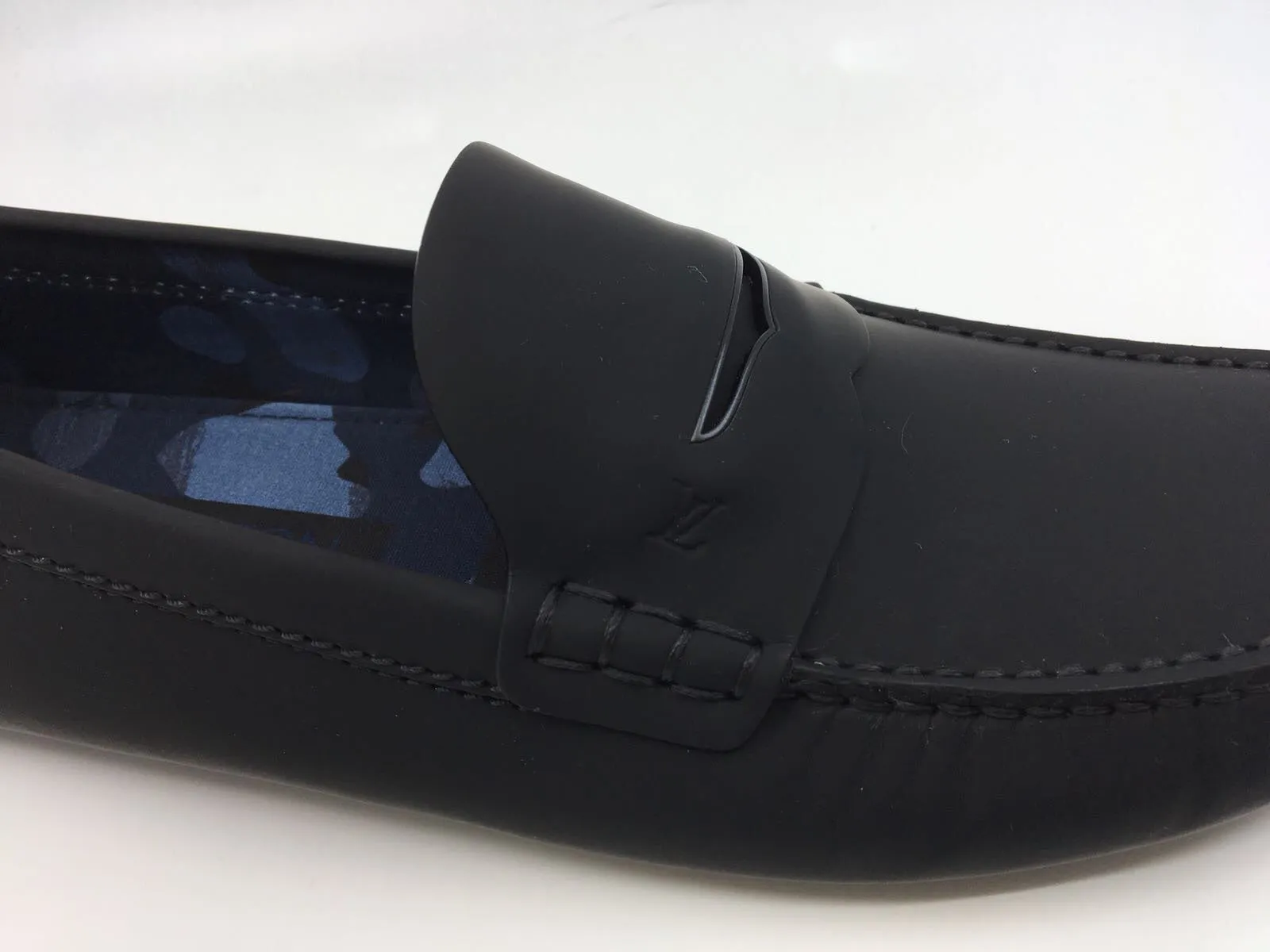Shade Car Shoe