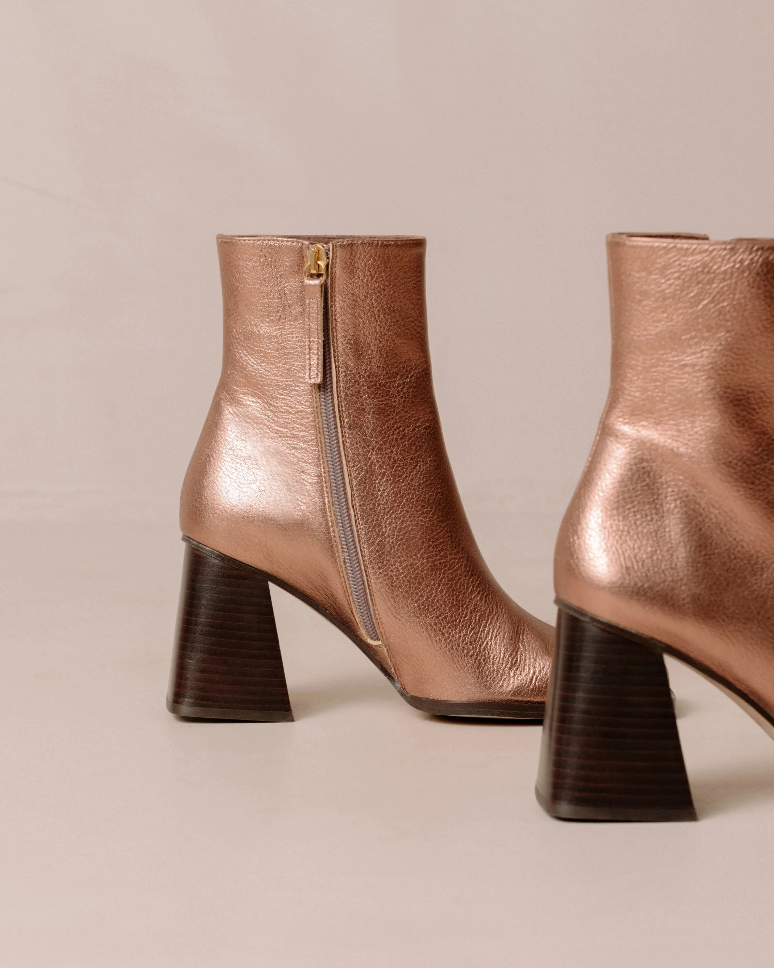 South Shimmer Quartz Pink Boots