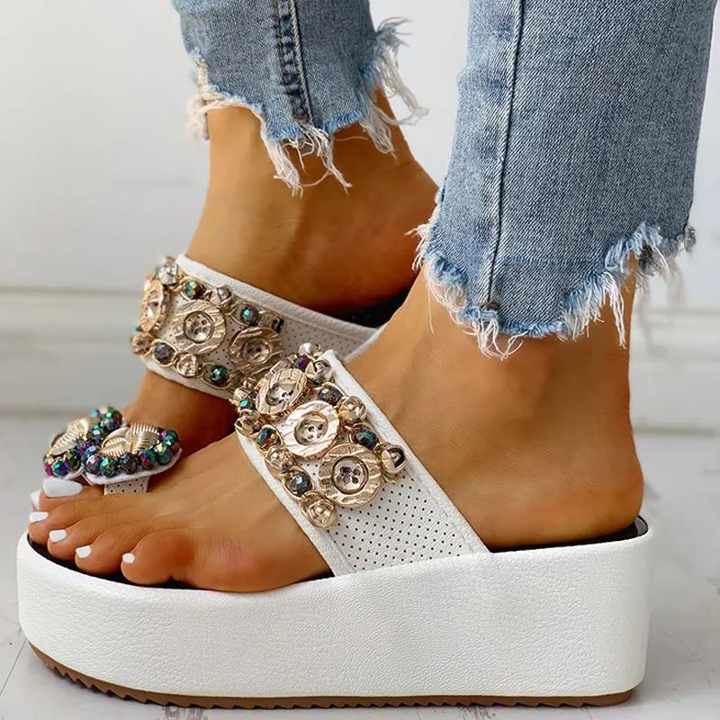 Studded Detail Toe Ring Flat platform sandals