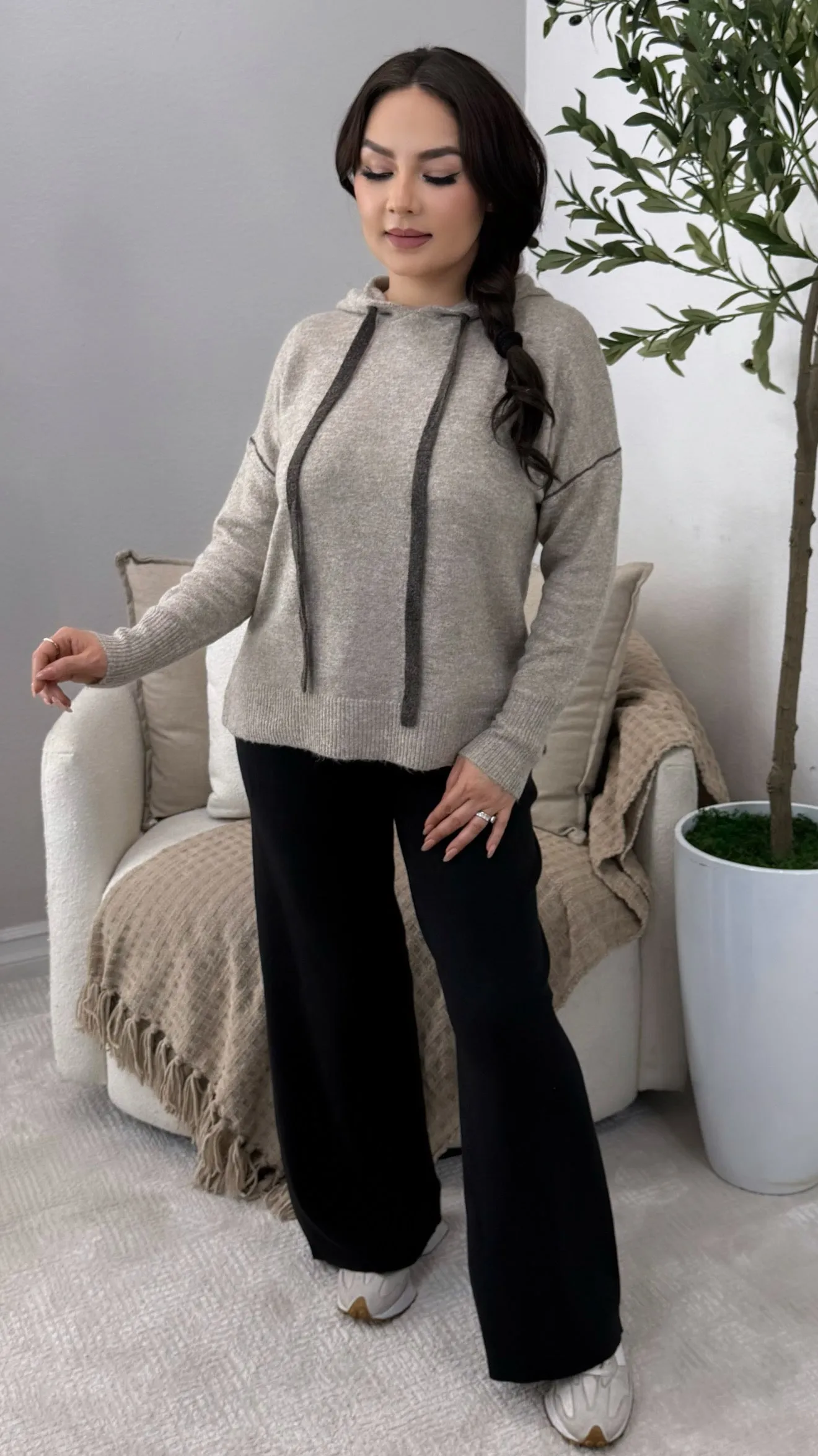 SUNDAY HOODIE