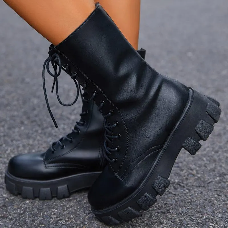 Trendy and supportive orthopedic Boots 