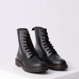 Trendy marten matte flat boots